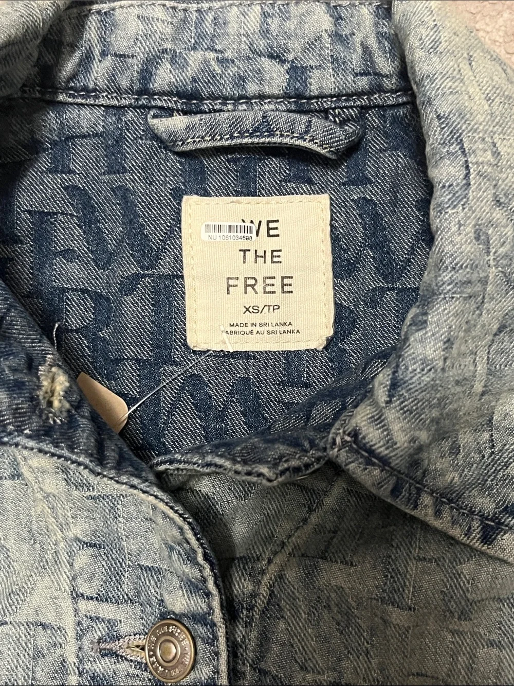 1461. FREE PEOPLE We The Free Opal Swing Jacquard Denim Jacket in Letters Wash - Picture 7 of 10
